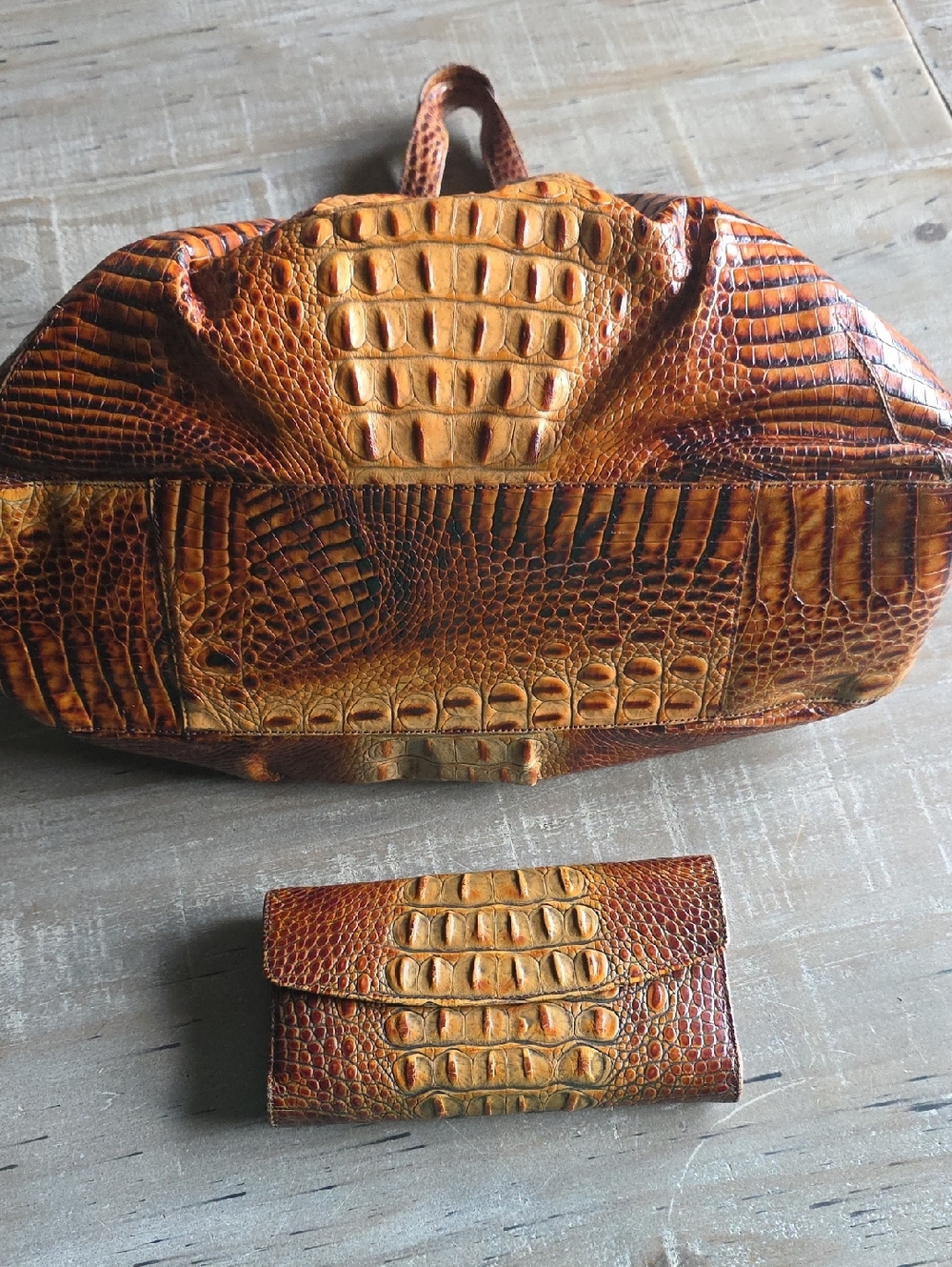Genuine Croc-Embossed Brown Leather Tote Bag with Matching Wallet - Picture 14 of 16